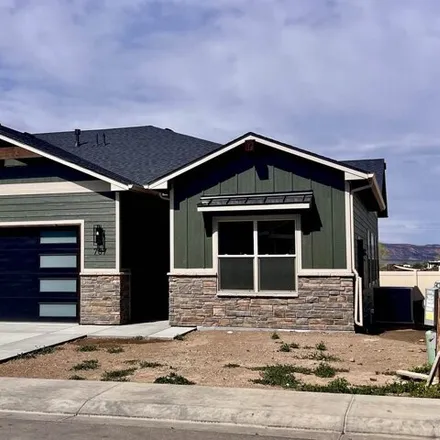 Buy this 3 bed house on 787 Concho Court in Grand Junction, CO 81505