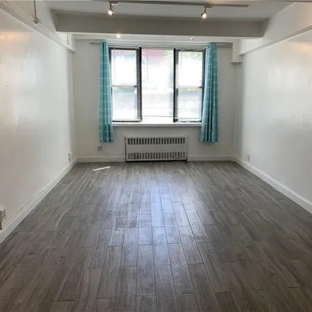 Rent this studio apartment on 6485 Broadway in New York, NY 10471