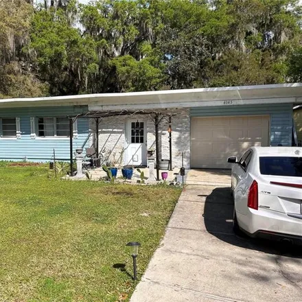 Buy this 3 bed house on 4045 County Road 402A in Sumter County, FL 33538