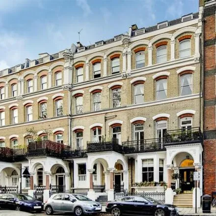 Image 9 - 212 Old Brompton Road, London, SW5 0BS, United Kingdom - Apartment for rent