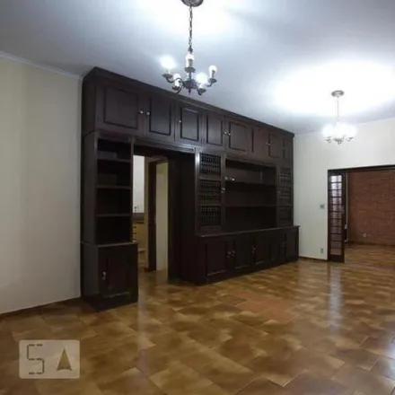 Rent this 4 bed house on Rua Daniel Kujawski in Vila Seixas, Ribeirão Preto - SP