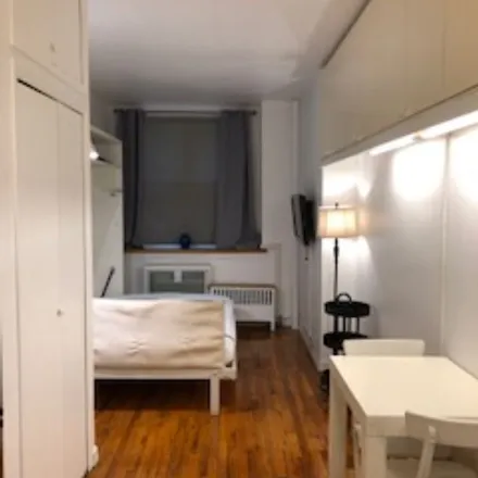 Rent this 1 bed apartment on 237 East 88th Street in New York, NY 10128