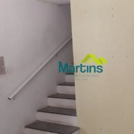 Rent this 3 bed house on Rua José Natalino Pelogia in Jardim Terras de São João, Jacareí - SP