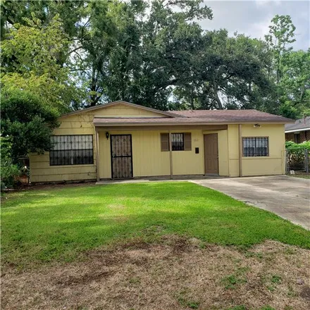 Rent this 3 bed apartment on 1227 West Chimes Street in Nicholson Estates, Baton Rouge