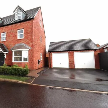 Buy this 5 bed house on Lapwing Place in Doxey, ST16 1FX