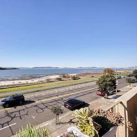 Buy this 2 bed condo on 301 Broadway in Alameda, CA 94502