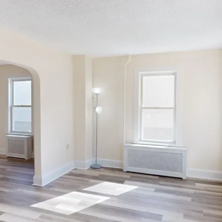 Rent this 3 bed apartment on First Reformed Church in Thomas Street, South River