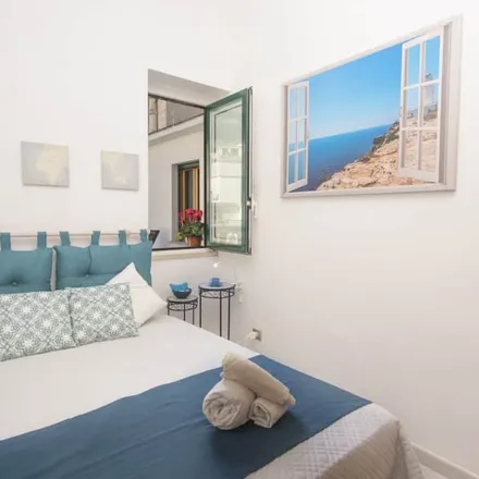 Rent this 2 bed apartment on 84011 Amalfi SA