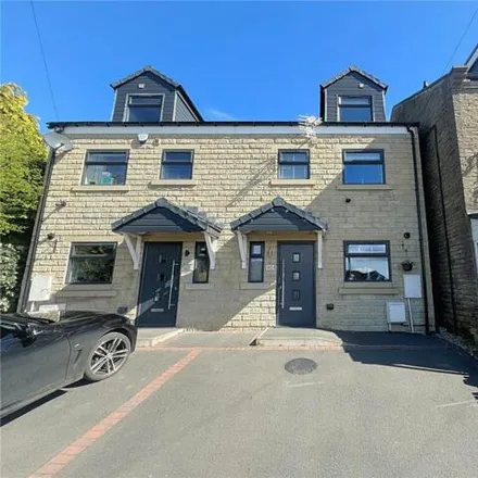 Buy this 4 bed duplex on Union Road in Bradford, BD12 0DF