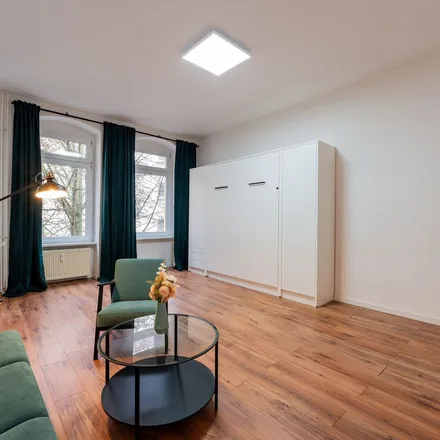 Rent this 1 bed apartment on Markgrafendamm 5 in 10245 Berlin, Germany