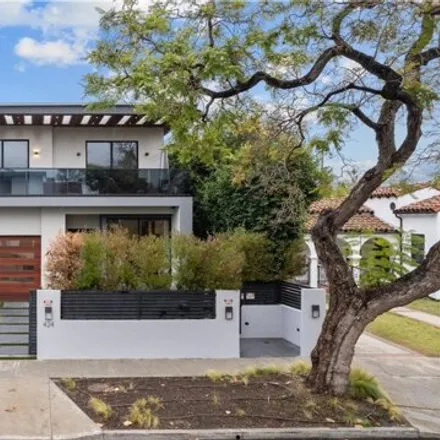 Buy this 5 bed house on 432 North Flores Street in Los Angeles, CA 90048