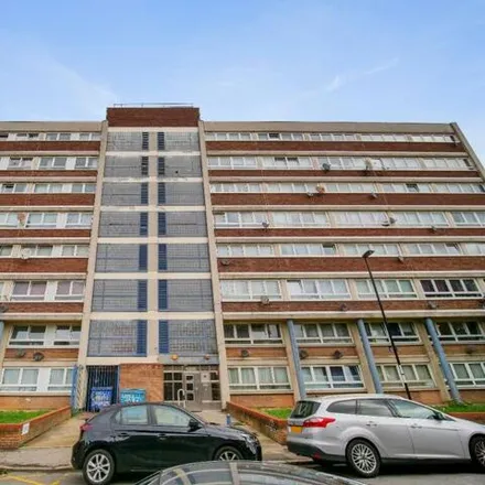 Image 8 - Trundleys Terrace, London, SE8 5AZ, United Kingdom - Apartment for sale