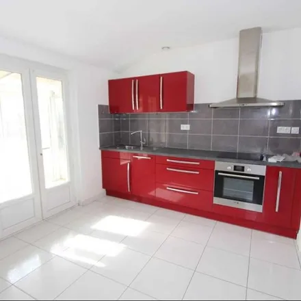 Rent this 3 bed apartment on 283 Rue du Général de Gaulle in 45160 Olivet, France