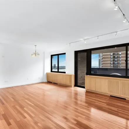 Buy this studio apartment on 333 PEARL STREET 18D in Financial District