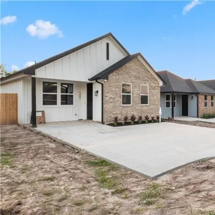 Image 3 - 1491 Conner Street, Bryan, TX 77808, USA - House for sale