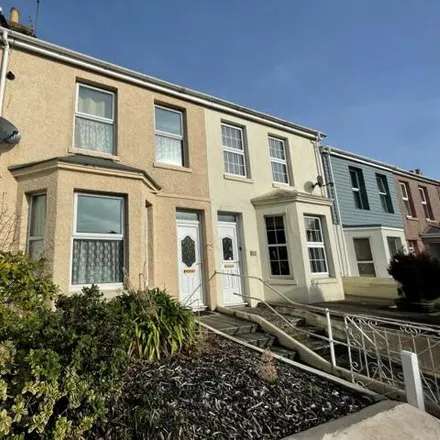Buy this 3 bed townhouse on Tamar House in Antony Road, Torpoint