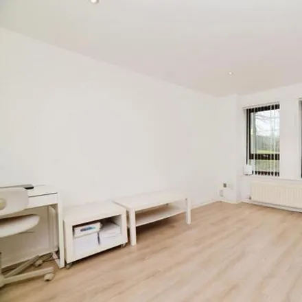 Image 3 - Budhill Avenue, Glasgow, G32 0PA, United Kingdom - Apartment for sale