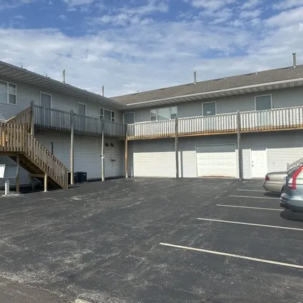 Rent this 2 bed apartment on 424 Wyman St Apt 10 in Sycamore, Illinois