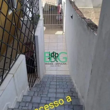 Buy this 4 bed house on Rua dos Radialistas in Jardim Itaquá, Itaquaquecetuba - SP