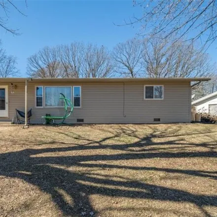 Buy this 3 bed house on 239 Summit Avenue in Waynesville, MO 65583