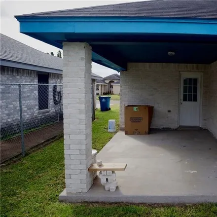 Image 7 - 832 North 7th Street, Browning-Ken Number 3 Colonia, Alamo, TX 78516, USA - House for sale