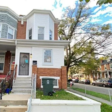 Image 1 - 2118 North Rosedale Street, Baltimore, MD 21216, USA - House for sale
