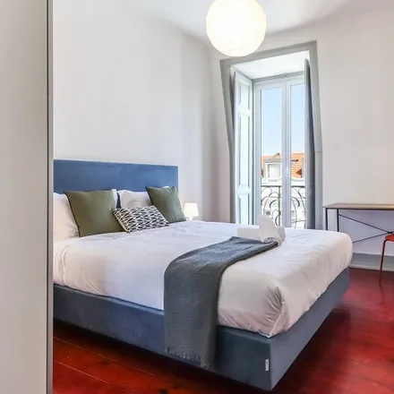 Rent this 6 bed room on Star hostel in Rua Azedo Gneco 56, 1350-037 Lisbon