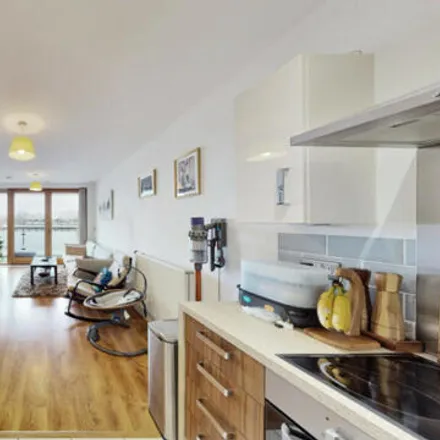 Image 4 - Clematis House, 21 Capworth Street, London, E10 5GY, United Kingdom - Apartment for sale