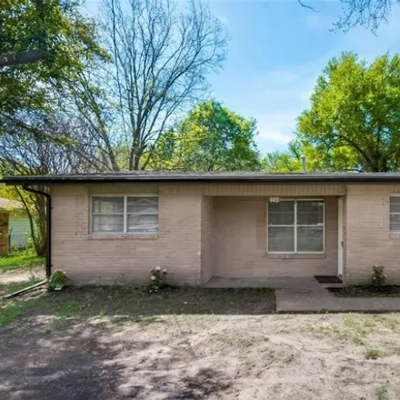 Buy this 3 bed house on North 2nd Street in Quinlan, Hunt County