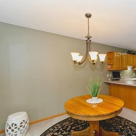 Image 5 - 1625 Somerset Lane, Iowa City, IA 52240, USA - Condo for sale