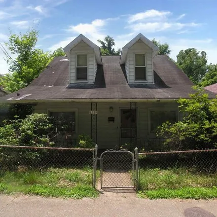 Buy this 3 bed house on 1257 25th Street in Huntington, WV 25705