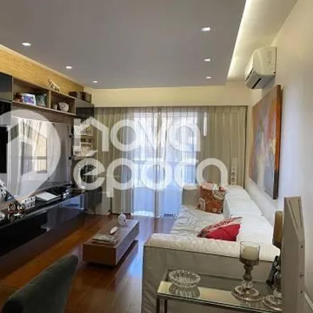 Buy this 2 bed apartment on Rua Alfredo Pinto in Tijuca, Rio de Janeiro - RJ