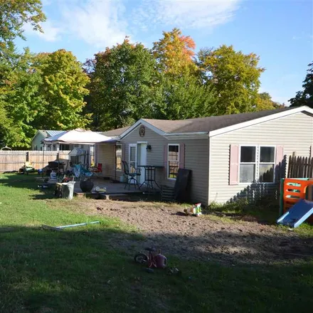 Buy this 3 bed house on 664 North East Street in Boyne City, Charlevoix County