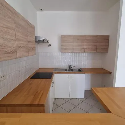 Rent this 3 bed apartment on 1 Place de la Liberté in 26000 Valence, France