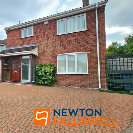 Rent this 4 bed house on Shetland Close in Mansfield Woodhouse, NG19 0QJ