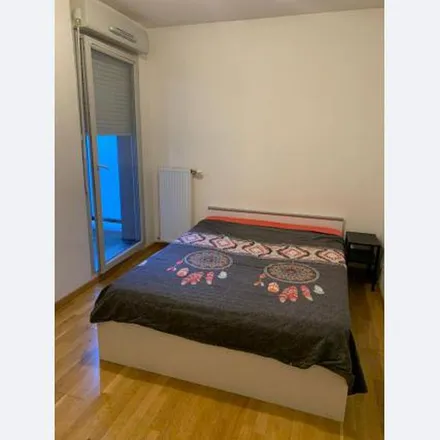 Image 3 - 10 Rue Joseph Gillet, 69100 Villeurbanne, France - Apartment for rent