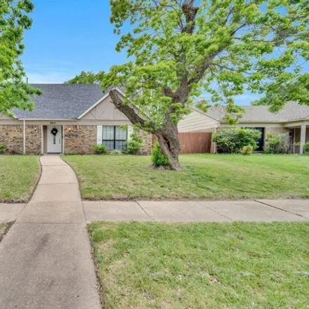 Image 1 - 2855 Naples Drive, Garland, TX 75040, USA - House for sale
