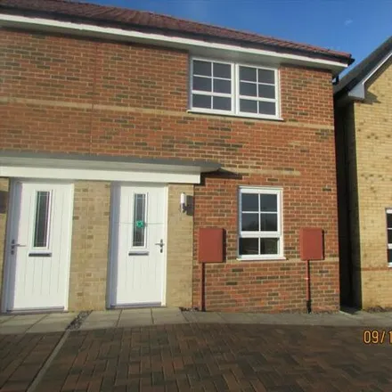 Rent this 2 bed duplex on Elwick Road in Hartlepool, TS26 0BQ