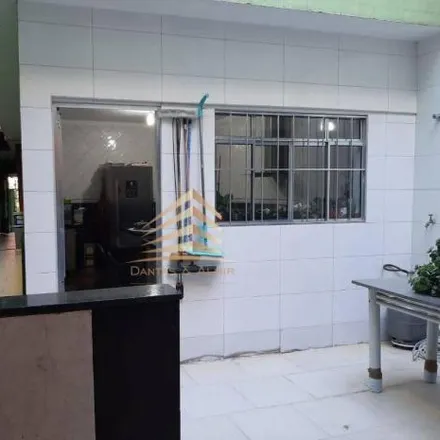 Buy this 3 bed house on Rua Alabama in Bela Vista, Guarulhos - SP