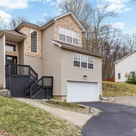 Buy this 4 bed house on 753 Reunion Ridge in Stroud Township, PA 18301