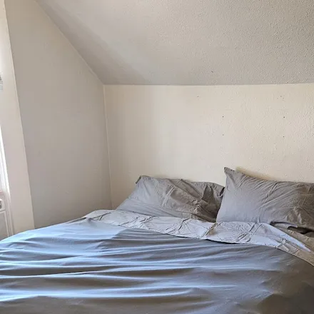 Rent this 3 bed apartment on Pueblo