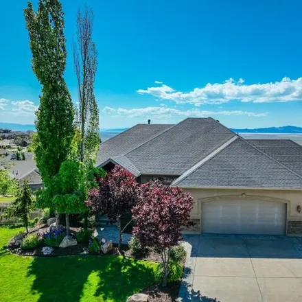 Buy this 5 bed house on 413 Eagle Ridge Drive in North Salt Lake, UT 84054