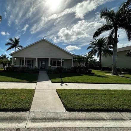 Image 2 - 108 Southeast 1st Place, Cape Coral, FL 33990, USA - House for rent