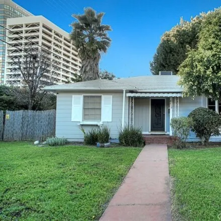 Rent this 2 bed house on 15206 Moorpark Street in Los Angeles, CA 91403