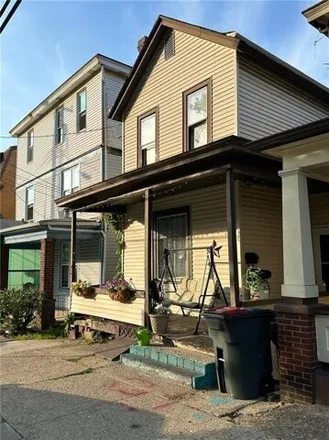 Image 3 - 305 Washington Avenue, Charleroi, Washington County, PA 15022, USA - House for sale