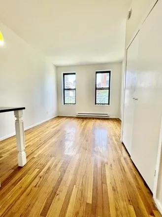 Image 3 - 324 E 59th St Apt 4A, New York, 10022 - House for rent