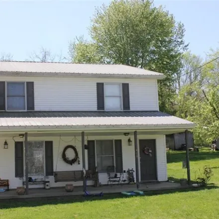 Image 1 - 498 Oak Street, Lewisburg, Logan County, KY 42256, USA - House for sale