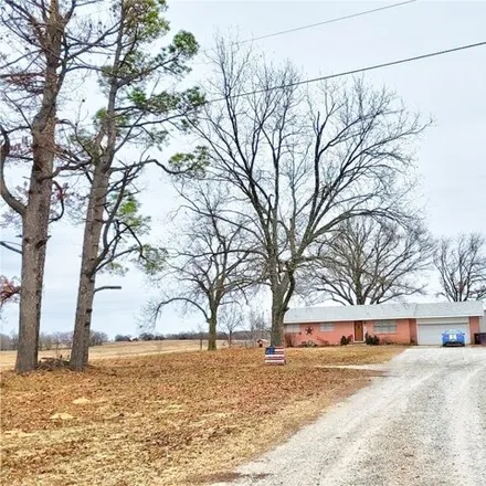 Buy this 3 bed house on 36669 New Hope Road in Bethel Acres, Pottawatomie County