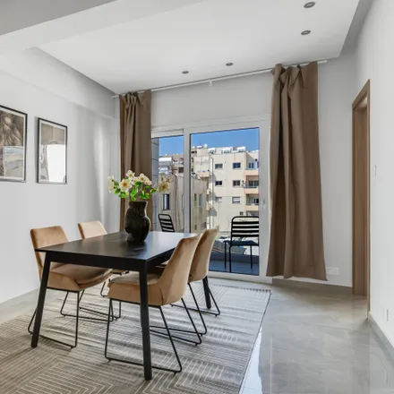 Image 2 - Scala Court, Makariou III Avenue, 6018 Larnaca, Cyprus - Apartment for rent