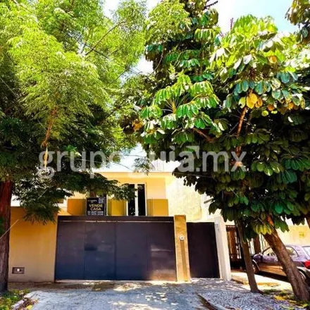 Buy this 3 bed house on Callejón del Arco 4326 in Villa Universitaria, 45129 Zapopan